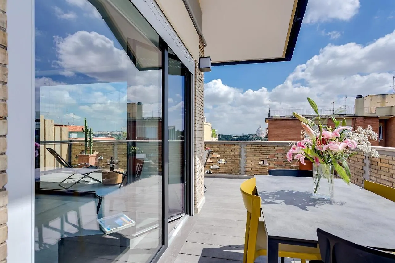 Rome As You Feel - Vatican Terrace Apartments With View